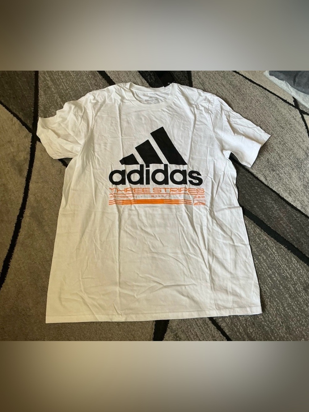 Size Large - Adidas Logo Amplifier White Cotton Short Sleeve Tee Shirt